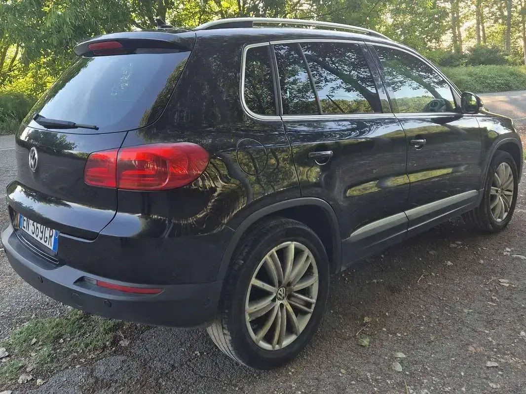 Usata VW Tiguan Sport 140 CV (102 kW) 2012 Nero SUV