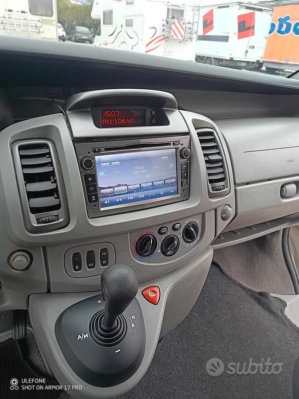 Usata Opel Vivaro 114 CV (83 kW) 2007 Grigio Monovolume