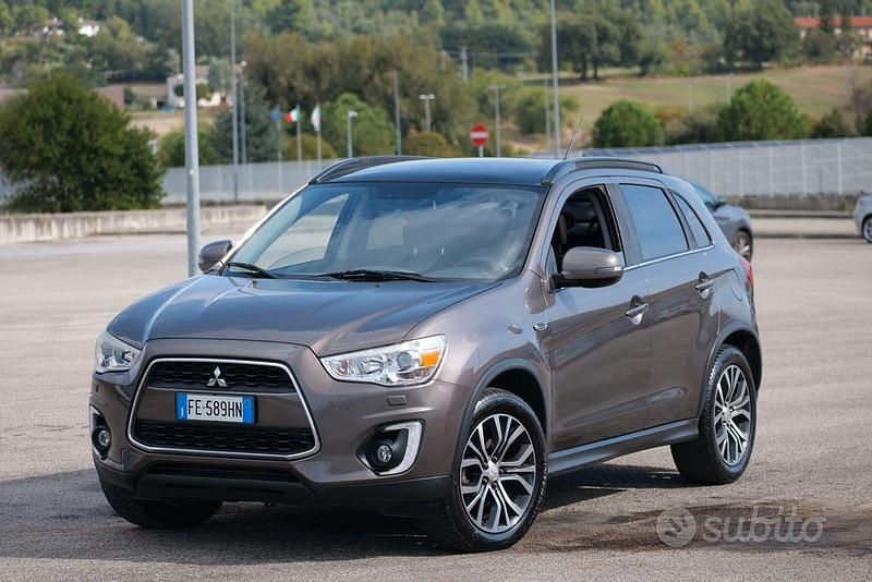 Usata Mitsubishi ASX Instyle 114 CV (83 kW) 2016 Grigio SUV