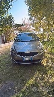 Usata Kia Carens 2015 Grigio Monovolume