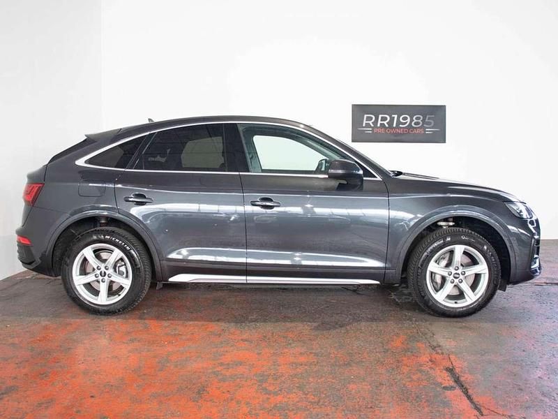 Usata Audi Q5 Advanced 300 CV (220 kW) 2023 Grigio chiaro SUV
