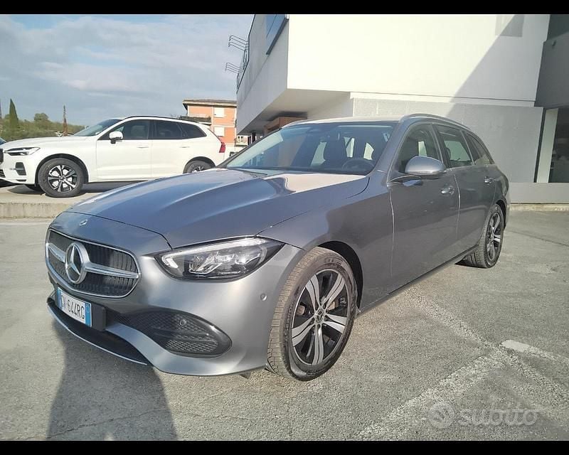 Usata Mercedes C200 163 CV (119 kW) 2022 Grigio Station wagon
