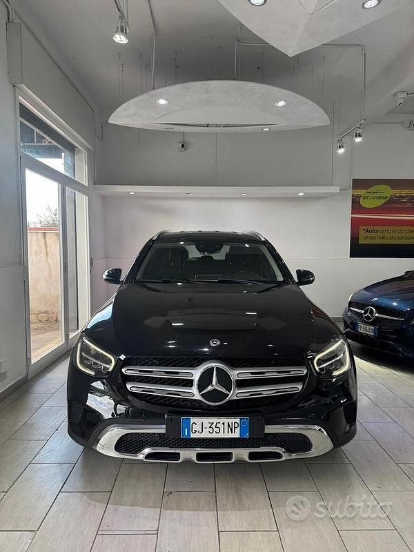 Usata Mercedes GLC220 Premium Plus 194 CV (142 kW) 2019 Nero SUV