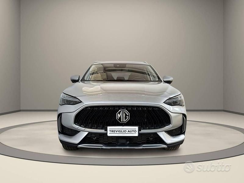 Usata MG HS Luxury 162 CV (119 kW) 2024 Grigio / metallizzato SUV