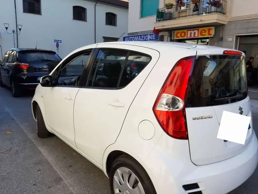 Usata Suzuki Splash GL 68 CV (50 kW) 2012 Bianco Utilitaria