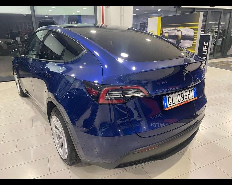 Usata Tesla Model Y 152 kW (208 CV) 2022 Blu SUV
