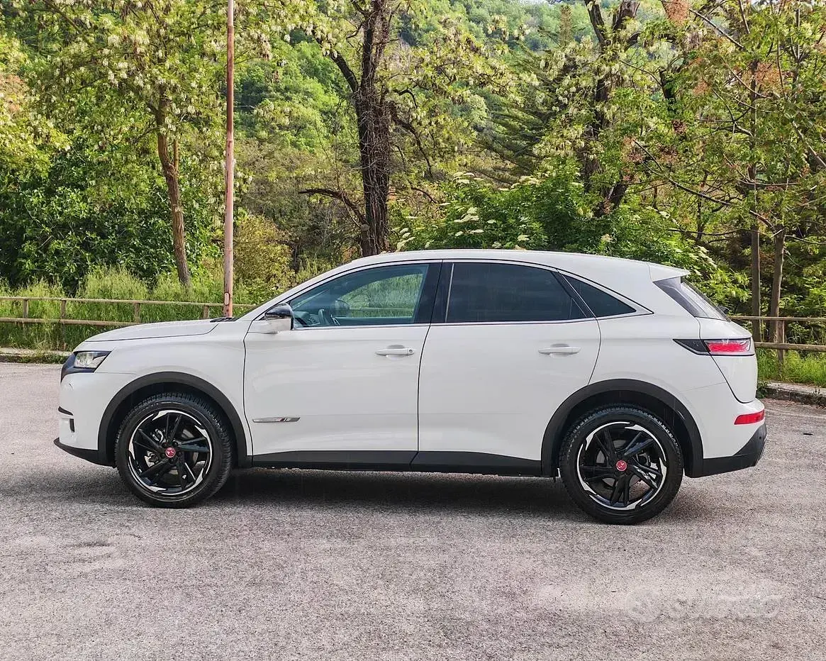 Usata DS Automobiles DS7 Crossback Performance 131 CV (96 kW) 2022 Bianco SUV