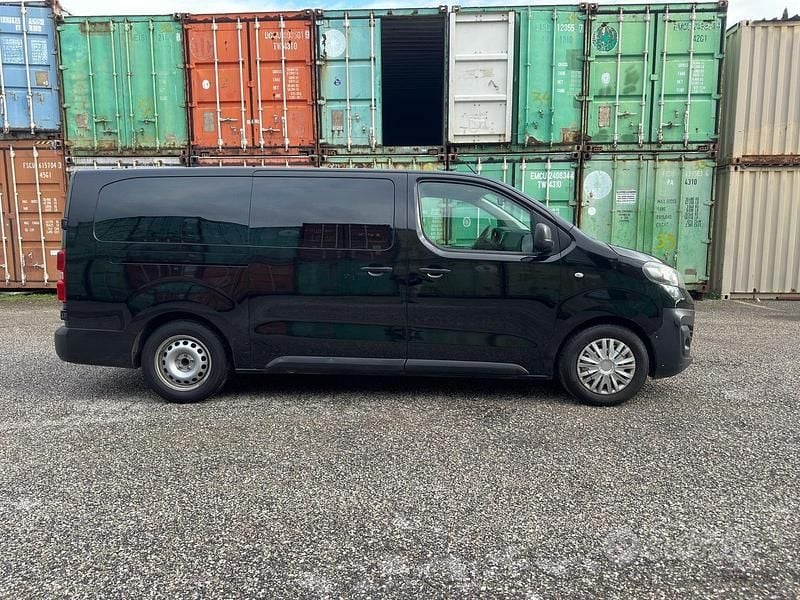 Usata Opel Vivaro S 120 CV (88 kW) 2022 Nero Monovolume