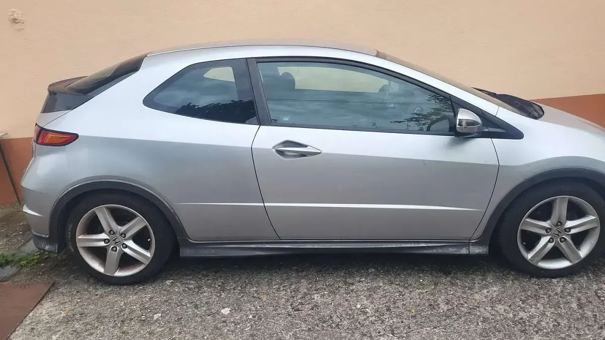 Usata Honda Civic Type S 140 CV (102 kW) 2008 Argento Berlina