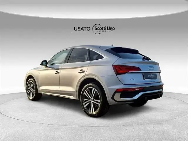 Usata Audi Q5 Sportback S-Line 204 CV (150 kW) 2022 Argento SUV