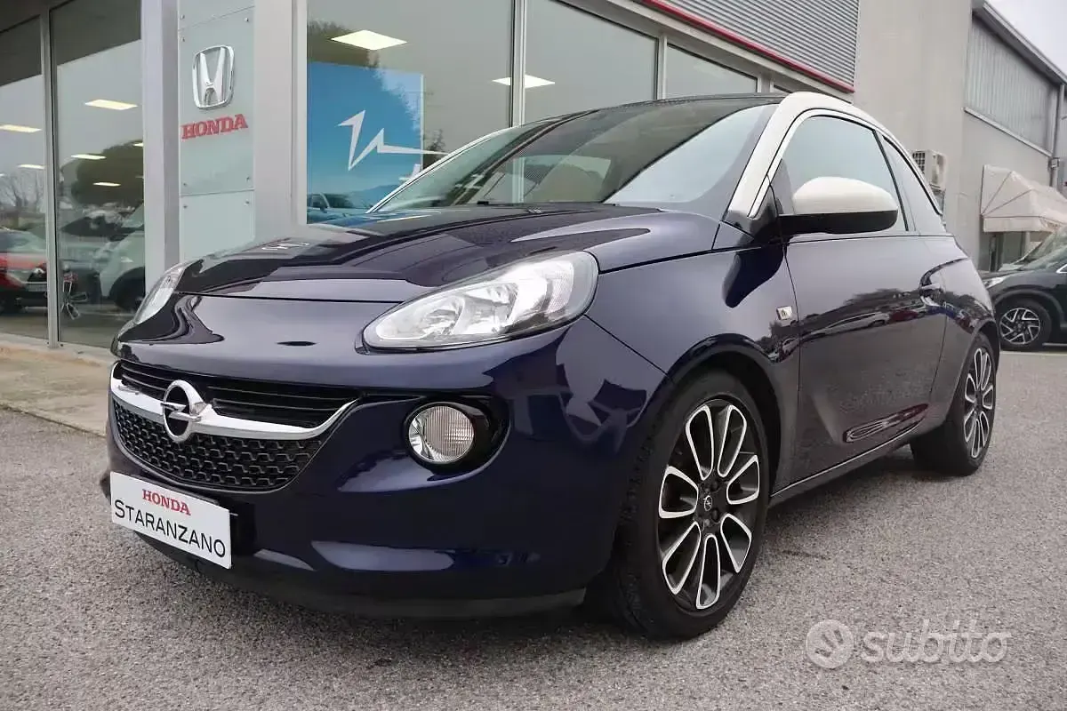 Usata Opel Adam Glam 69 CV (50 kW) 2019 Viola Utilitaria