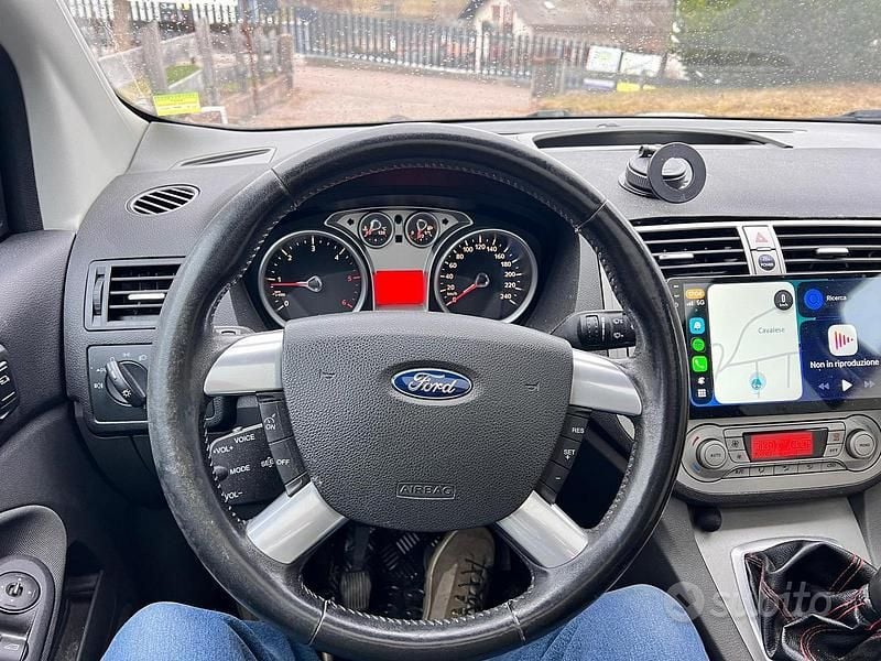 Usata Ford Kuga 136 CV (100 kW) 2009 Nero SUV