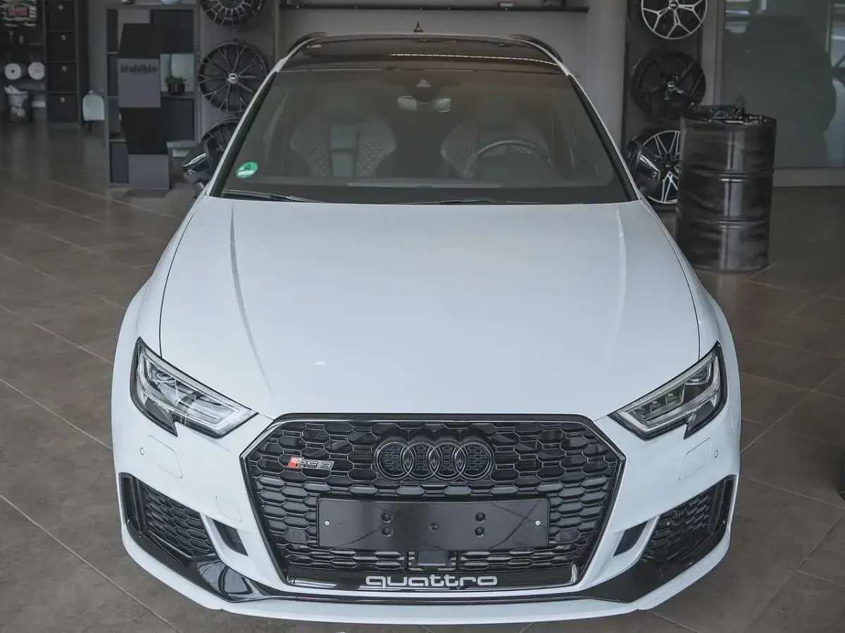 Usata Audi RS3 400 CV (294 kW) 2020 Gletscherweiß metallic Berlina