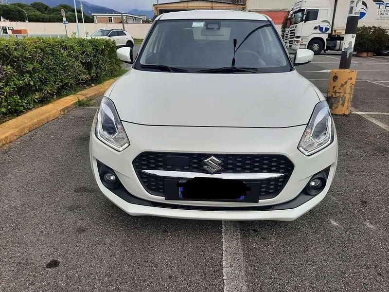 Usata Suzuki Swift 83 CV (61 kW) 2023 Bianco Utilitaria