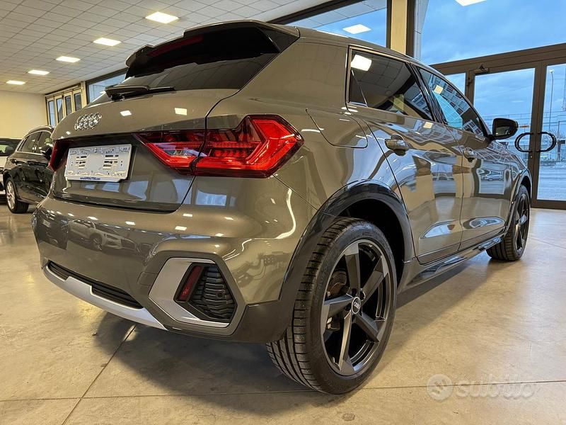 Usata Audi A1 Ambiente 110 CV (80 kW) 2024 Grigio SUV