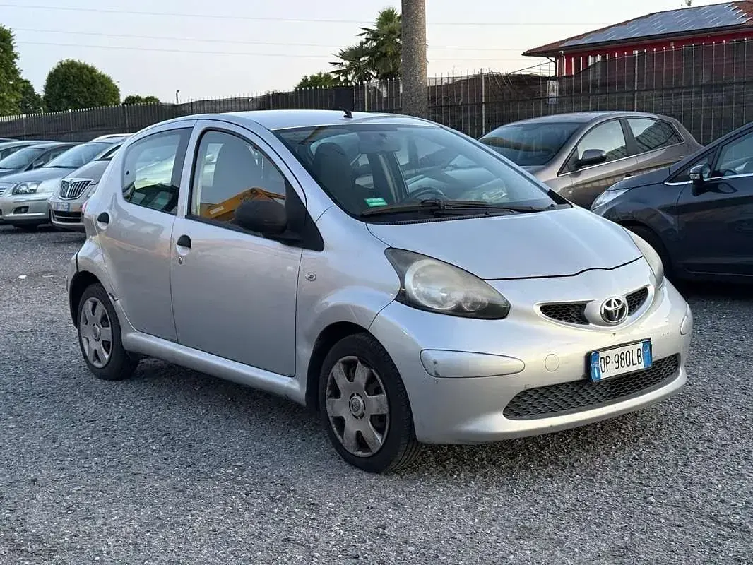 Usata Toyota Aygo 68 CV (50 kW) 2008 Utilitaria