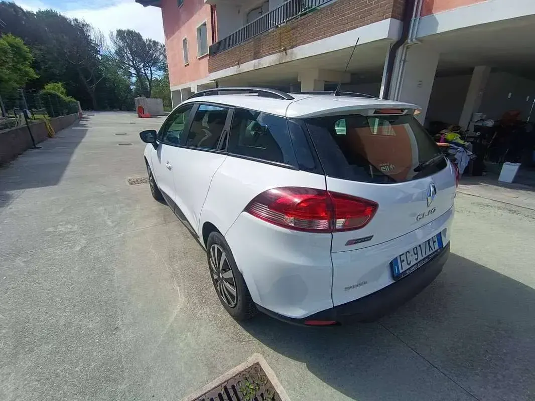 Usata Renault Clio 75 CV (55 kW) 2016 Bianco Station wagon