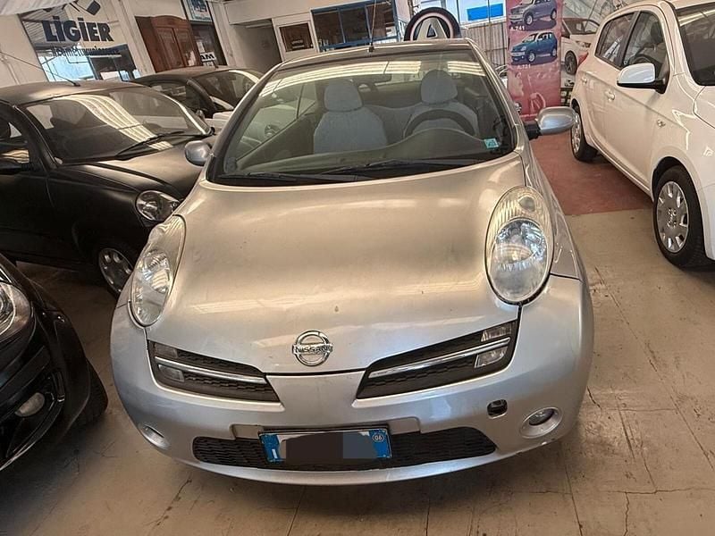 Argento Usata 2006 Nissan Micra C+C Cabrio | 1500 € - Immagine 1/4