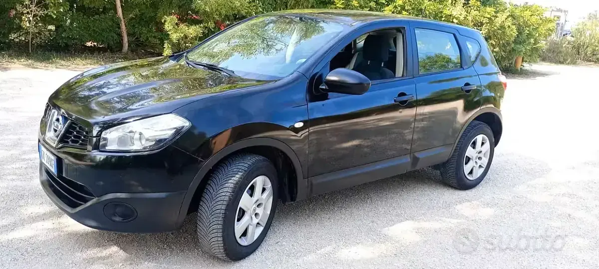 Usata Nissan Qashqai 115 CV (84 kW) 2013 Nero SUV