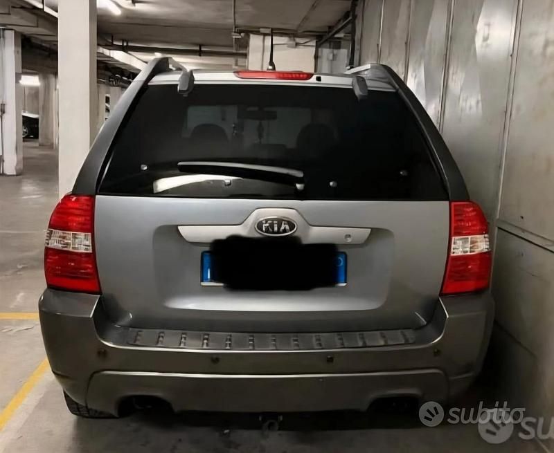 Usata Kia Sportage 141 CV (103 kW) 2005 Grigio SUV
