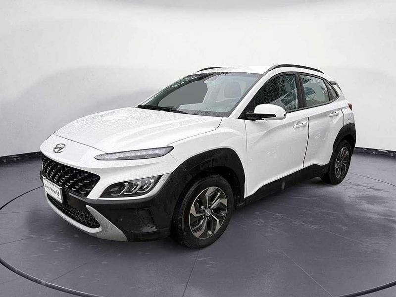 Usata Hyundai Kona 105 CV (77 kW) 2023 Bianco SUV
