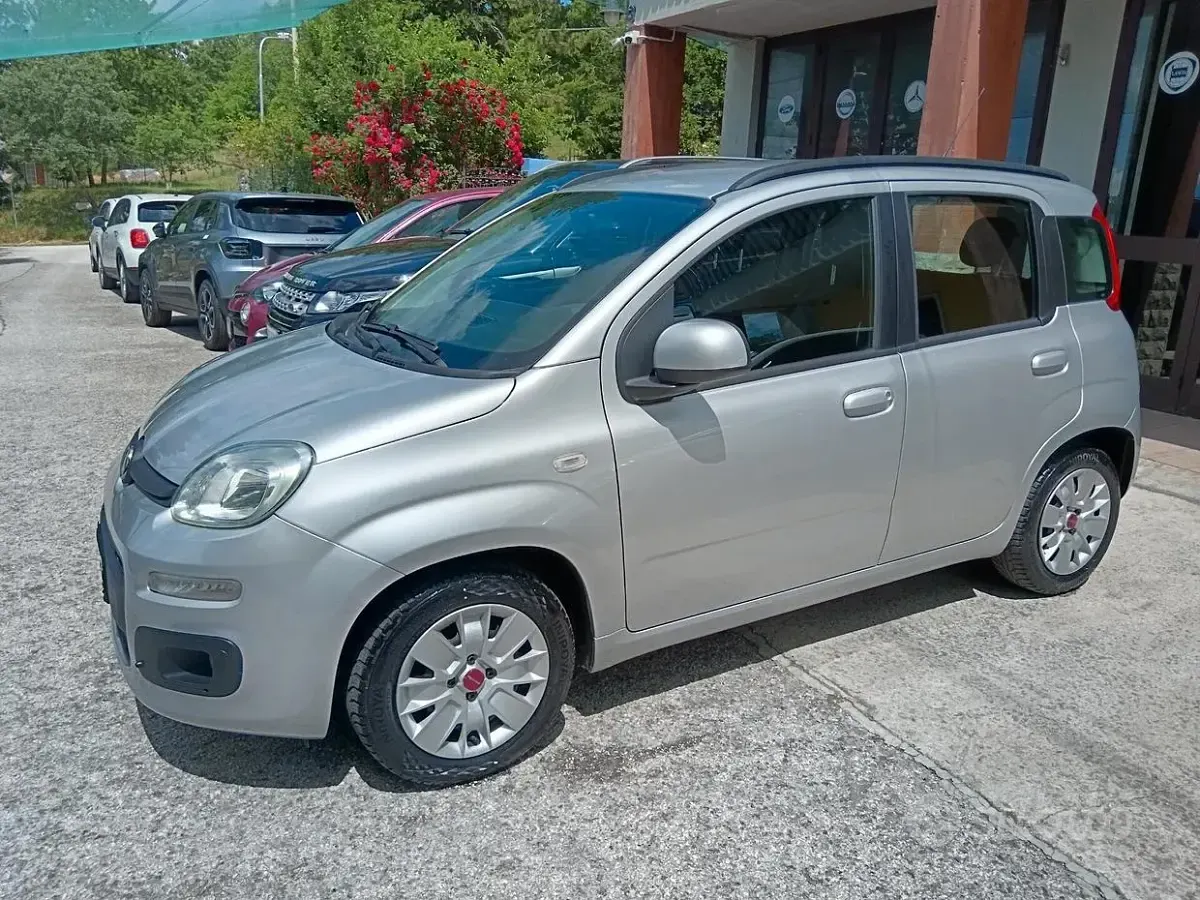 Usata Fiat Panda Lounge 69 CV (50 kW) 2016 Grigio Utilitaria