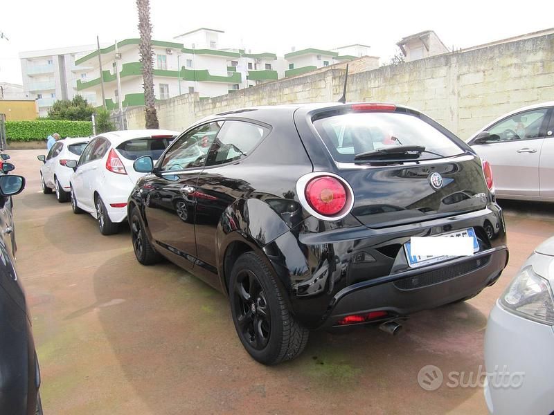Usata Alfa Romeo MiTo 78 CV (57 kW) 2017 Nero Utilitaria