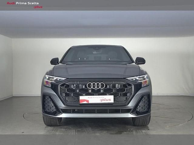 Usata Audi Q8 S-Line 286 CV (210 kW) 2024 Grigio daytona perlato SUV