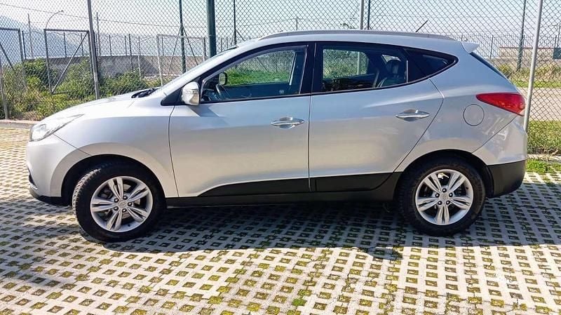Usata Hyundai ix35 Comfort 184 CV (135 kW) 2012 Grigio SUV