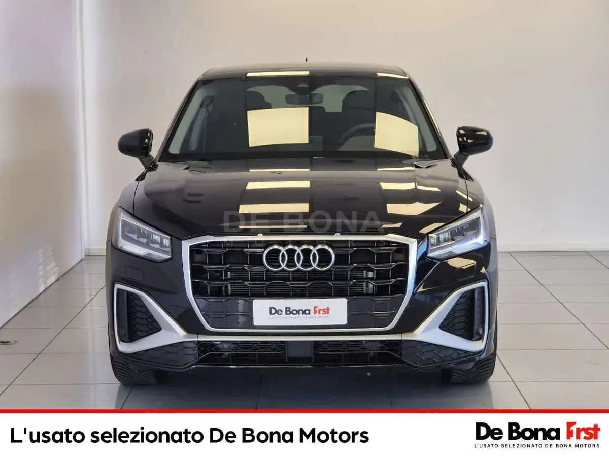Usata Audi Q2 S-Line 150 CV (110 kW) 2024 Nero mito metallizzato SUV