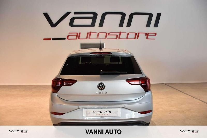 Usata VW Polo Life 80 CV (58 kW) 2023 Argento Utilitaria