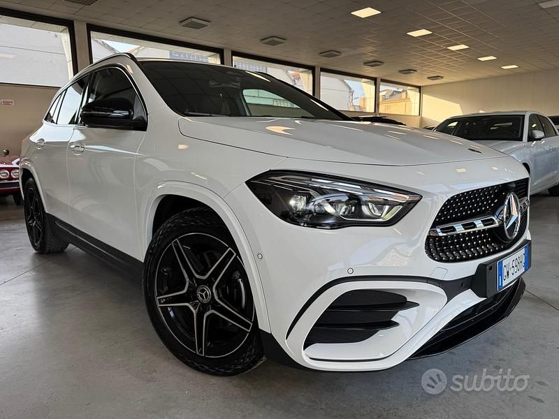 Usata Mercedes GLA200 AMG Line Premium Plus 150 CV (110 kW) 2024 Bianco SUV
