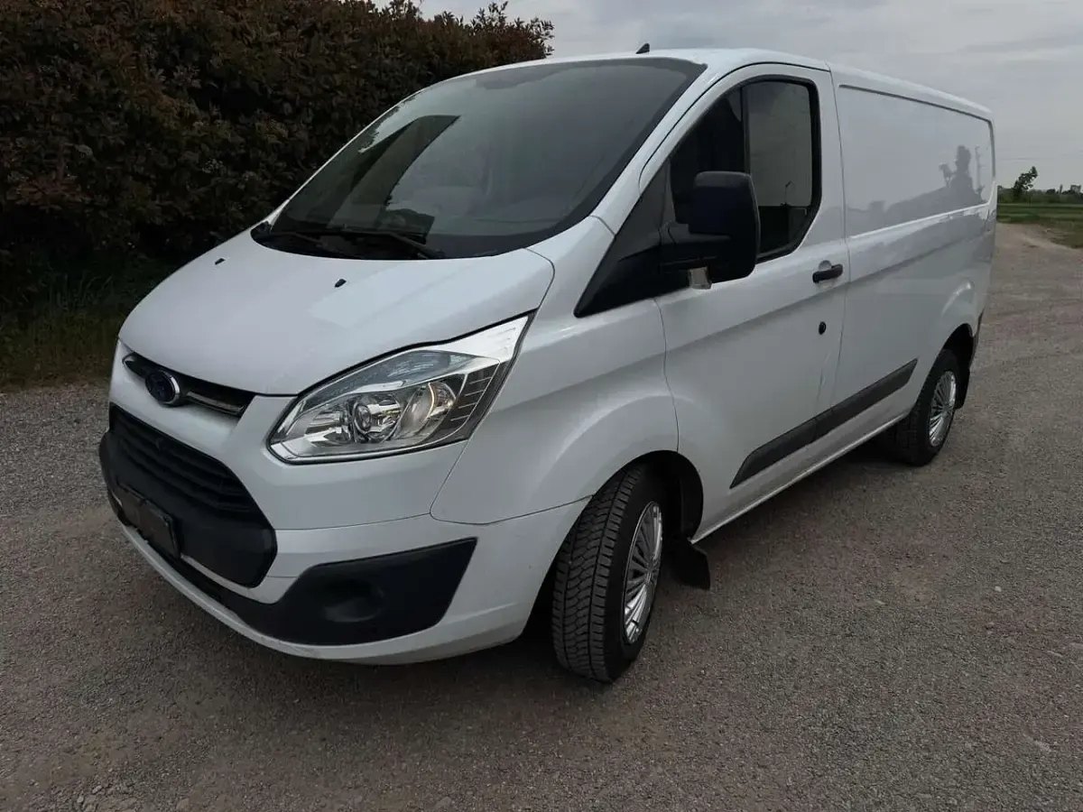 Occasion Ford Transit Custom Trend 125 ch (91 kW) 2014 Blanc Van