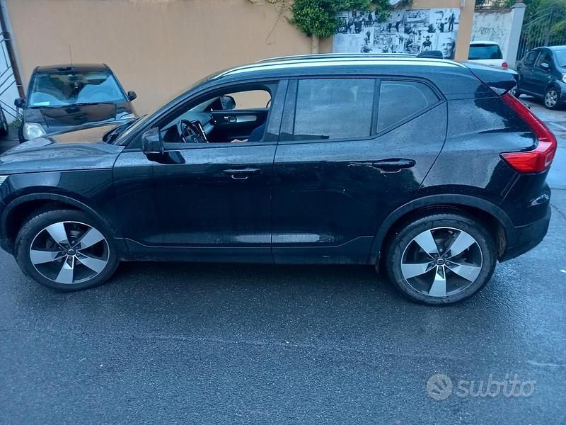 Usata Volvo XC40 150 CV (110 kW) 2019 SUV