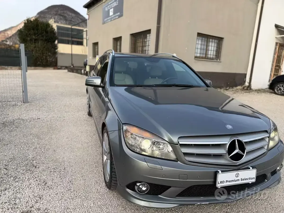 Usata Mercedes C350 Avantgarde 224 CV (164 kW) 2008 Grigio Station wagon