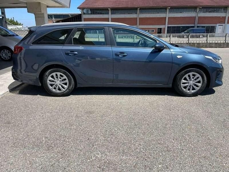 Begagnad Kia Ceed Sportswagon 101 HK (74 kW) 2020 Grå Kombi