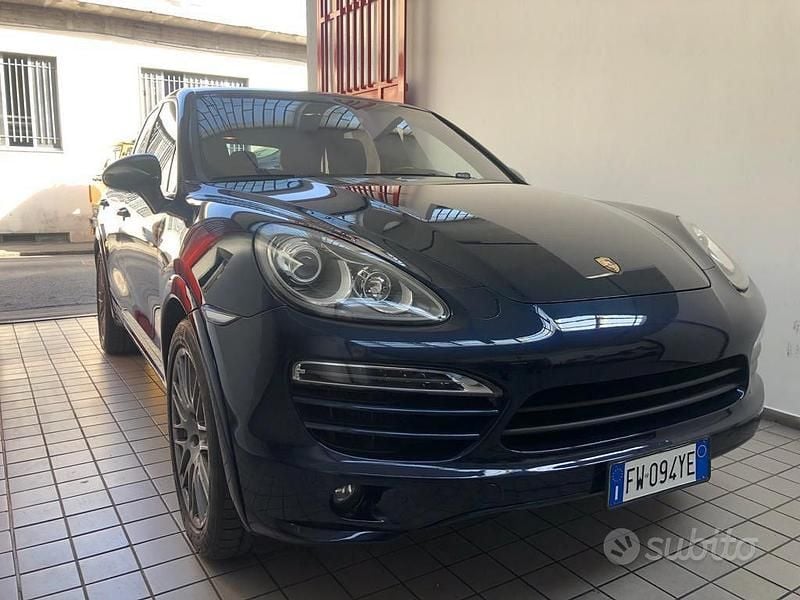 Usata Porsche Cayenne 245 CV (180 kW) 2013 Blu SUV