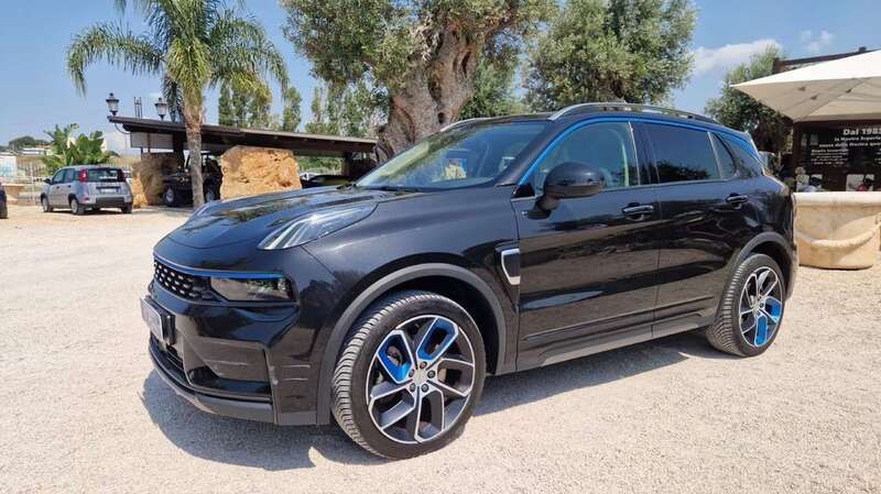 Nero Usata 2021 Lynk & Co 01 SUV | 17.900 € (Cara) - Immagine 1/4