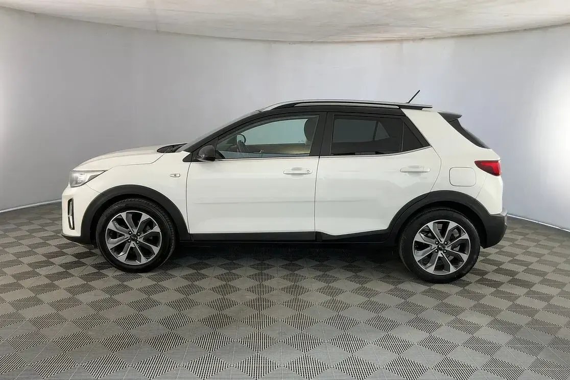 Usata Kia Stonic Style 120 CV (88 kW) 2020 Bianco SUV