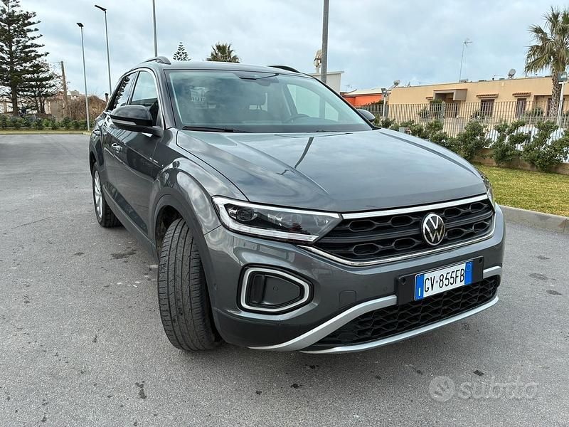 Usata VW T-Roc Edition 116 CV (85 kW) 2024 SUV