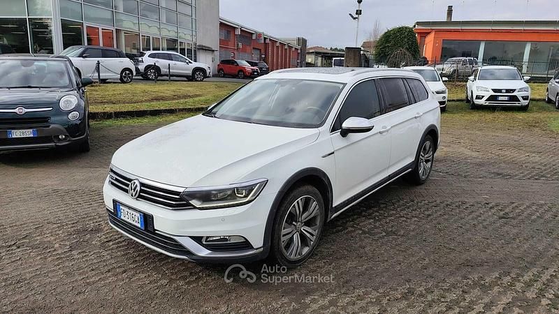 Usata VW Passat 190 CV (139 kW) 2016 Bianco Station wagon