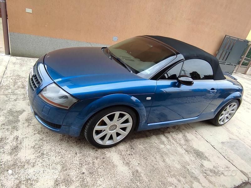 Usata Audi TT 179 CV (131 kW) 2004 Blu Coupé