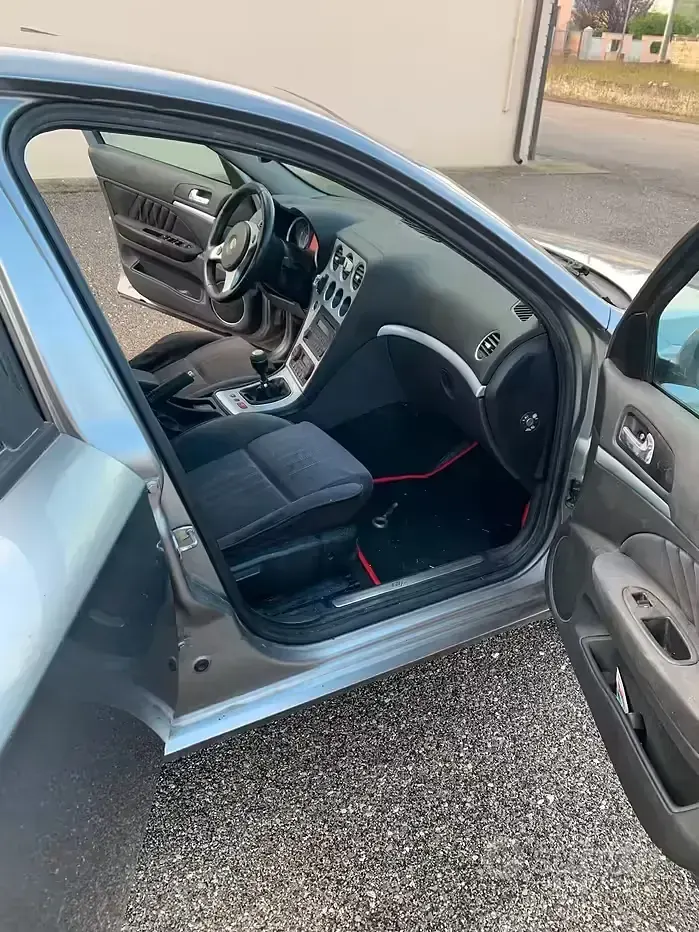 Usata Alfa Romeo 159 120 CV (88 kW) 2007 Grigio Berlina