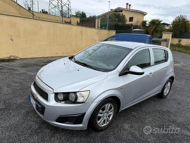 Usata Chevrolet Aveo LS 70 CV (51 kW) 2012 Grigio Berlina