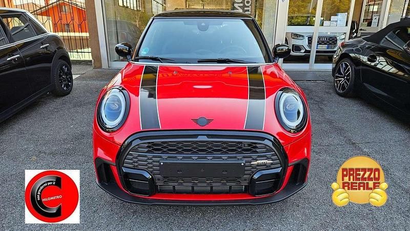 Usata Mini John Cooper Works 136 CV (100 kW) 2023 Chili red Utilitaria