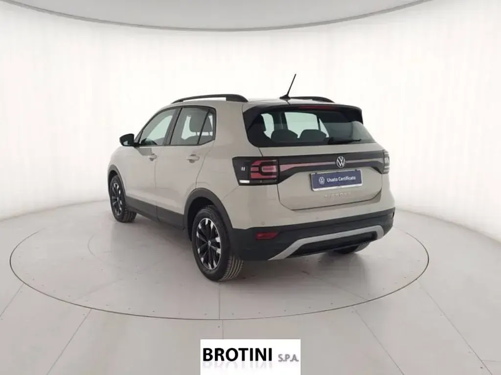 Usata VW T-Cross Style 110 CV (80 kW) 2023 Grigio metallizzato SUV