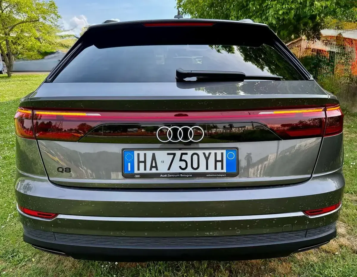 Usata Audi Q8 231 CV (169 kW) 2025 Nero SUV