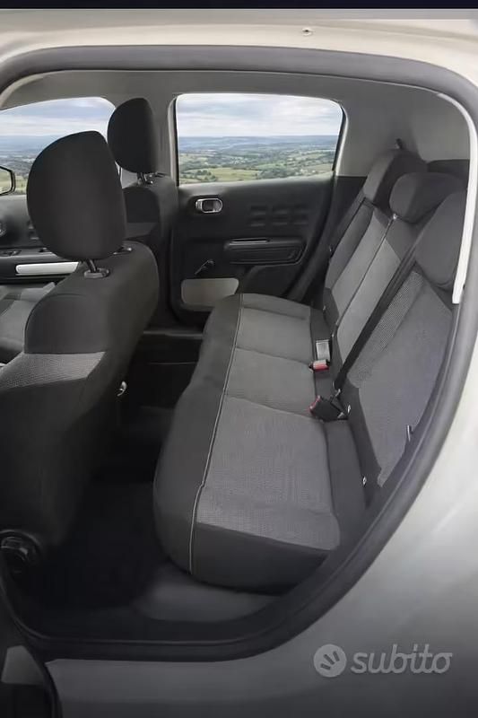 Usata Citroën C3 Shine 100 CV (73 kW) 2021 Bianco Utilitaria