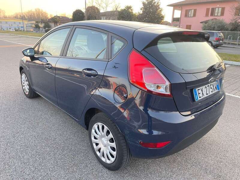Usata Ford Fiesta Business Edition 97 CV (71 kW) 2012 Blu/azzurro Utilitaria