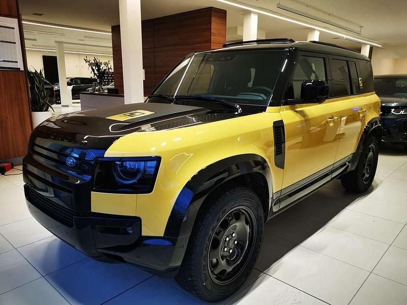 Nuova Land Rover Defender 349 CV (256 kW) 2026 Giallo SUV